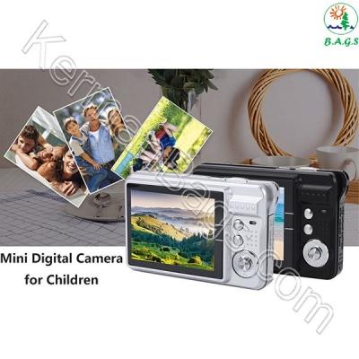 دوربین دیجیتال مدل HD 1080P 18MP 8X 2.7 Inch Screen